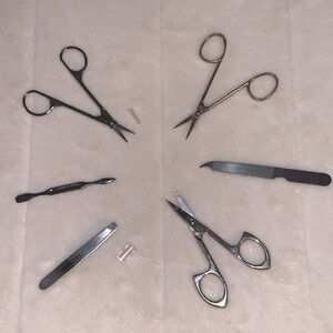 Men's Grooming Kit with Scissors and Tweezers